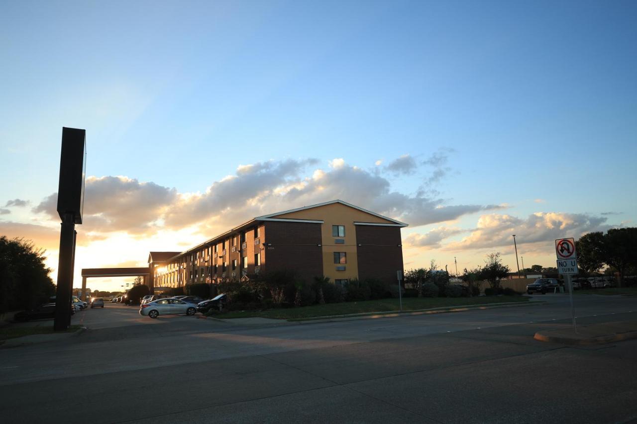 Quality Inn Dfw Airport North - Irving Exteriér fotografie